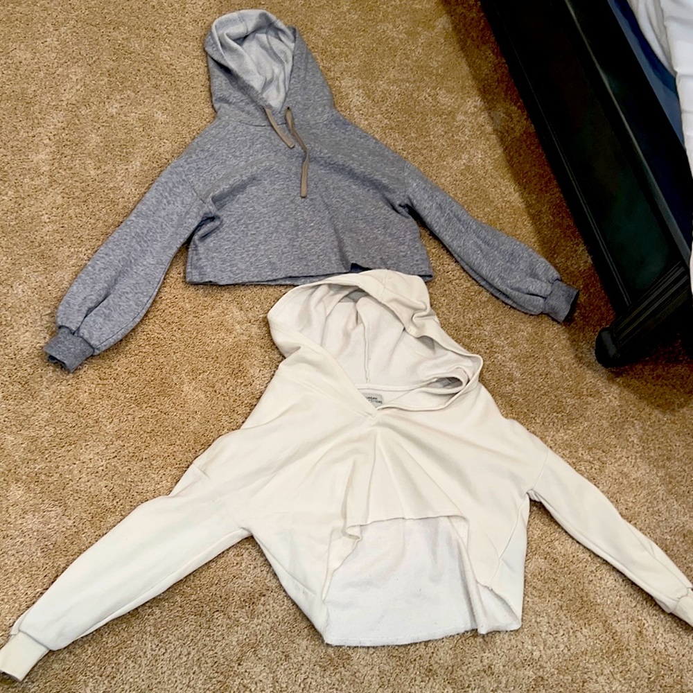Grey/ white urban outfitters cropped hooded sweatshirts